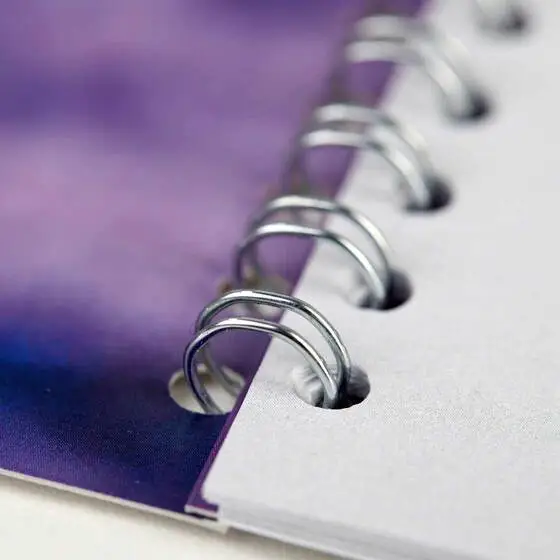 Квартальный настенный календарь MONO 2025 Квартальный настенный календарь MONO 2025