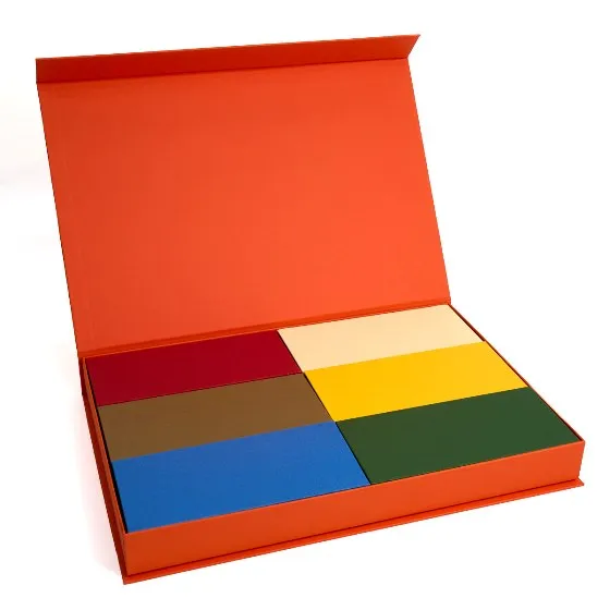 Комплект коробок «Книжка с магнитным клапаном» на дизайнерской бумаге