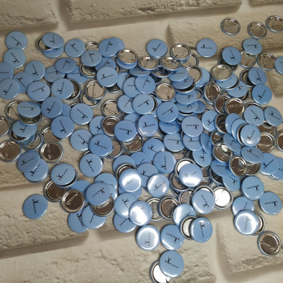 Изготовление значков