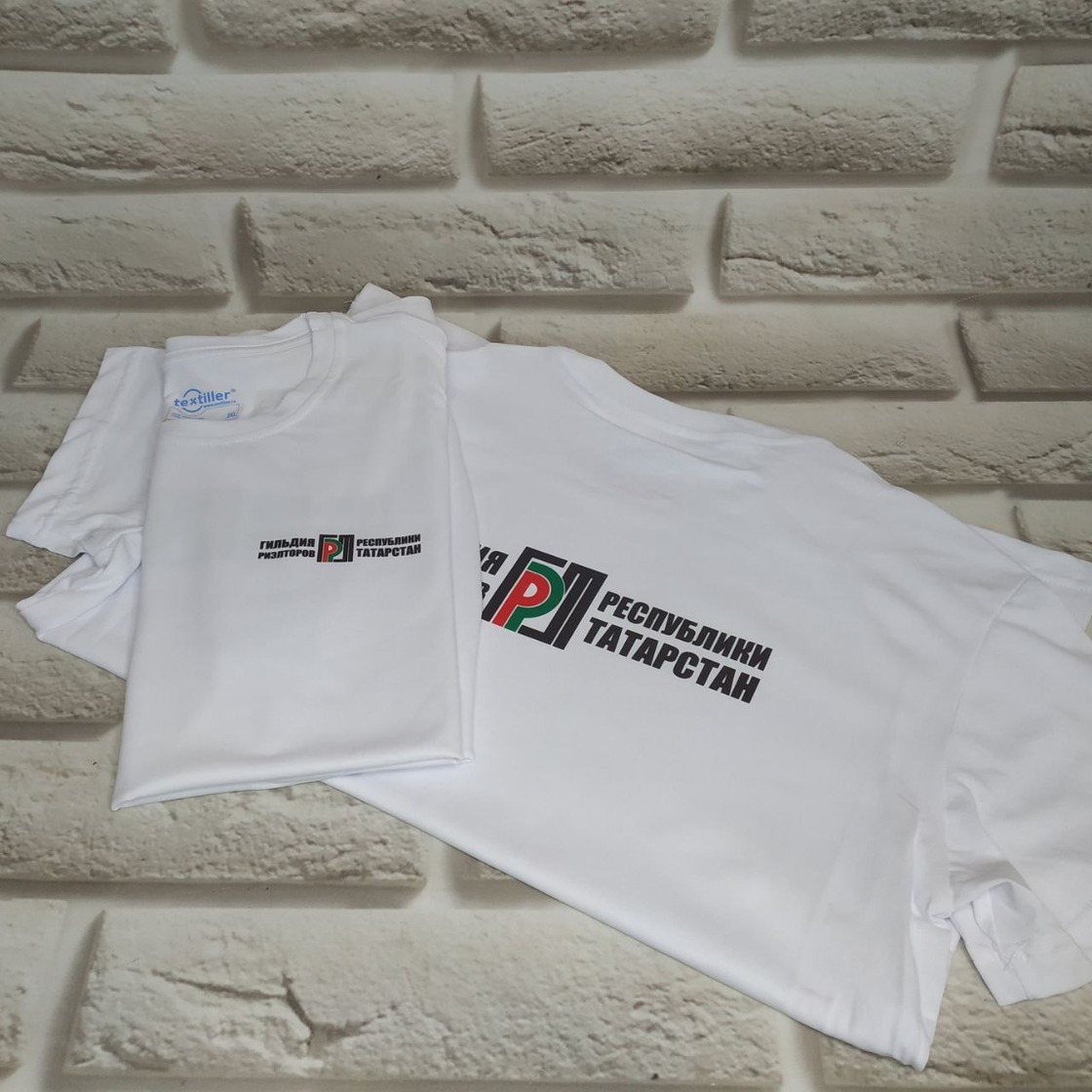 Футболка с логотипом компании – хороший рекламный ход