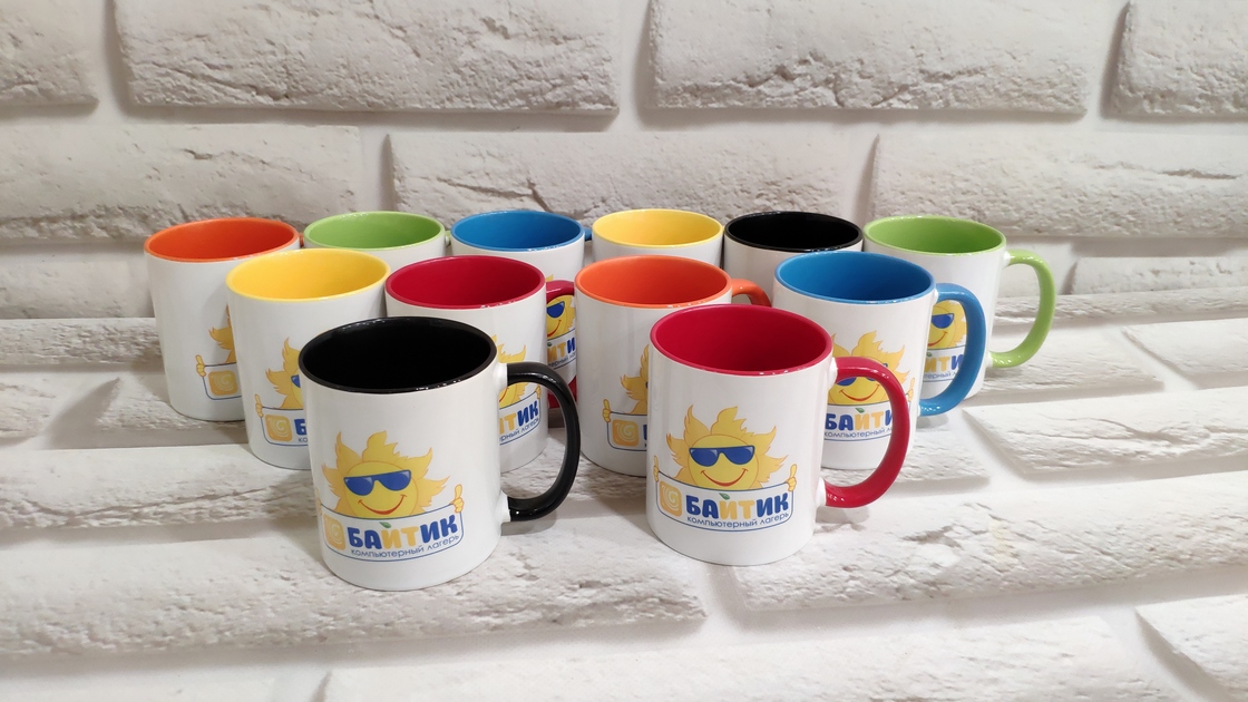 Кружка внутри и ручка цветные