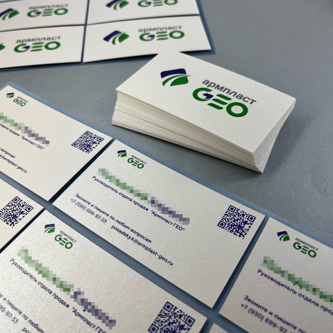 Печать визиток на дизайнерской бумаге