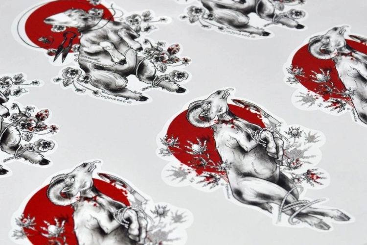 Печать фигурных наклеек