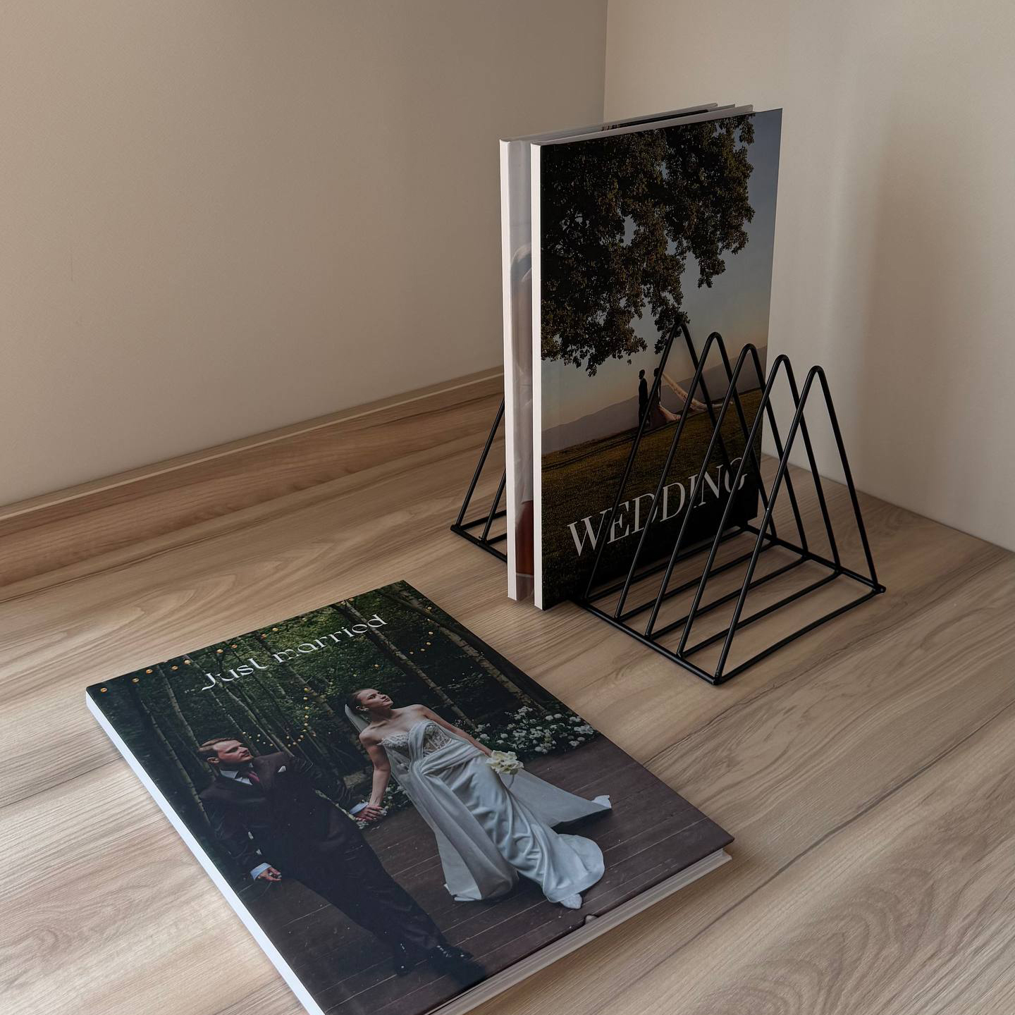 Вертикальный фотожурнал в фотообложке