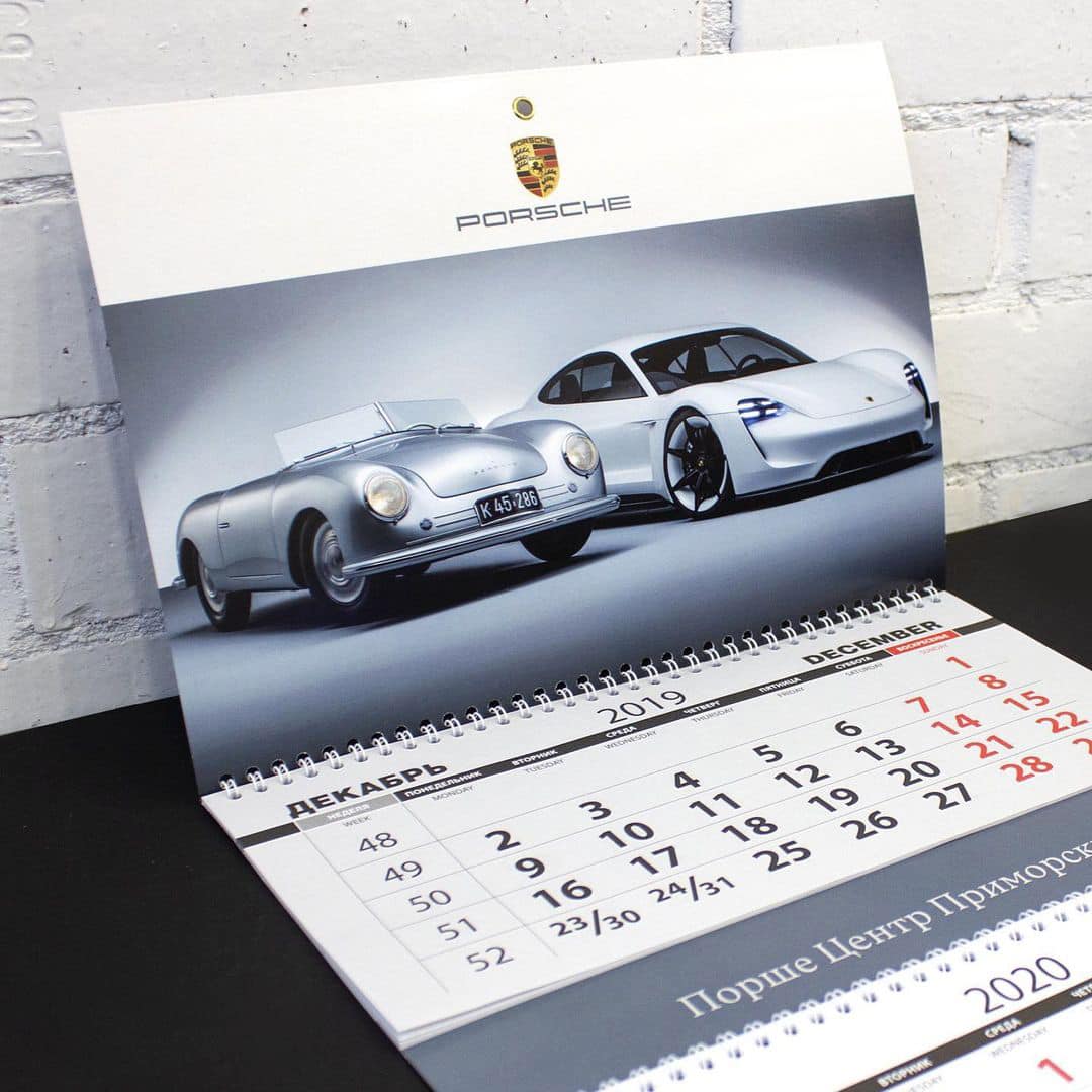 Корпоративный настольный календарь Porsche — печать в типографии Индиго