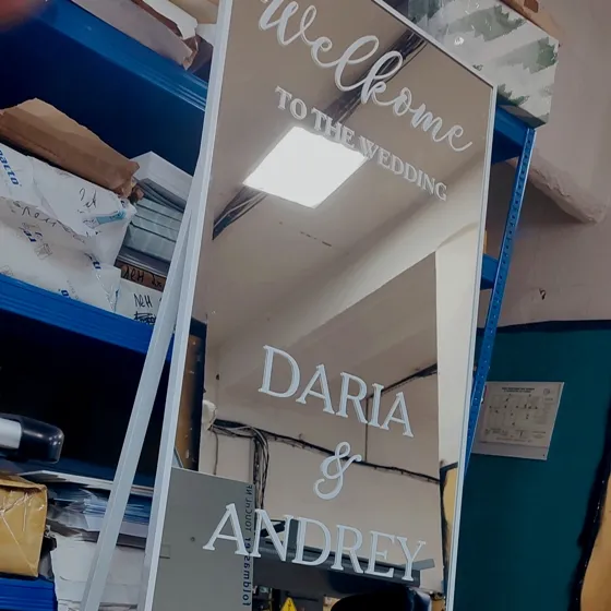 Оформление зеркала для свадьбы